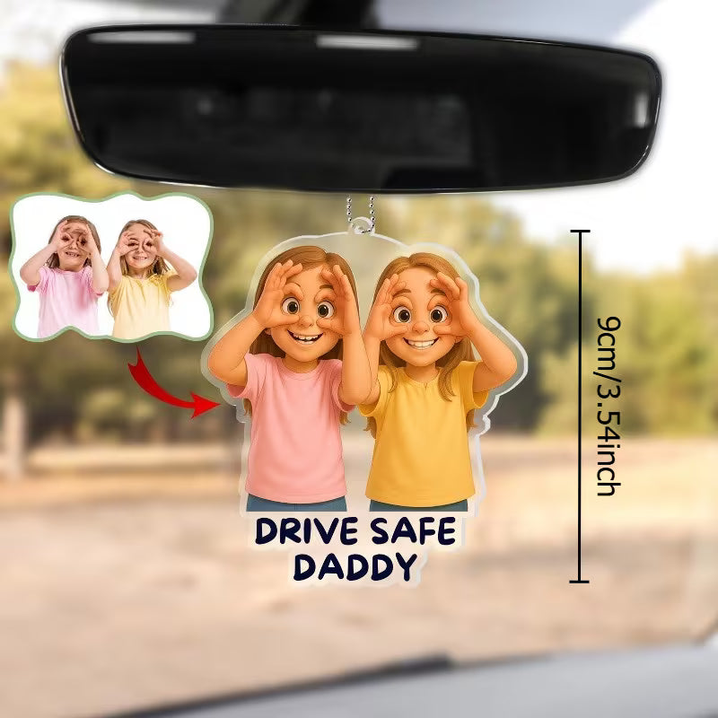 Personalisierter Autoanhänger „Drive Safe Daddy“ | Cartoon-Foto Zonify
