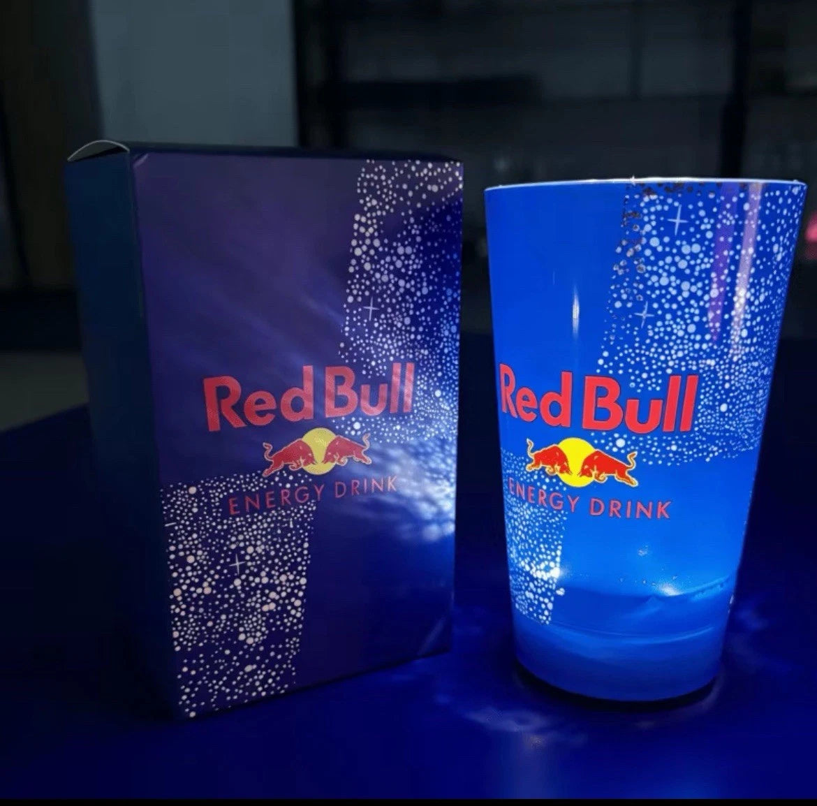 Red Bull LED-Leuchtbecher mit Strohhalm